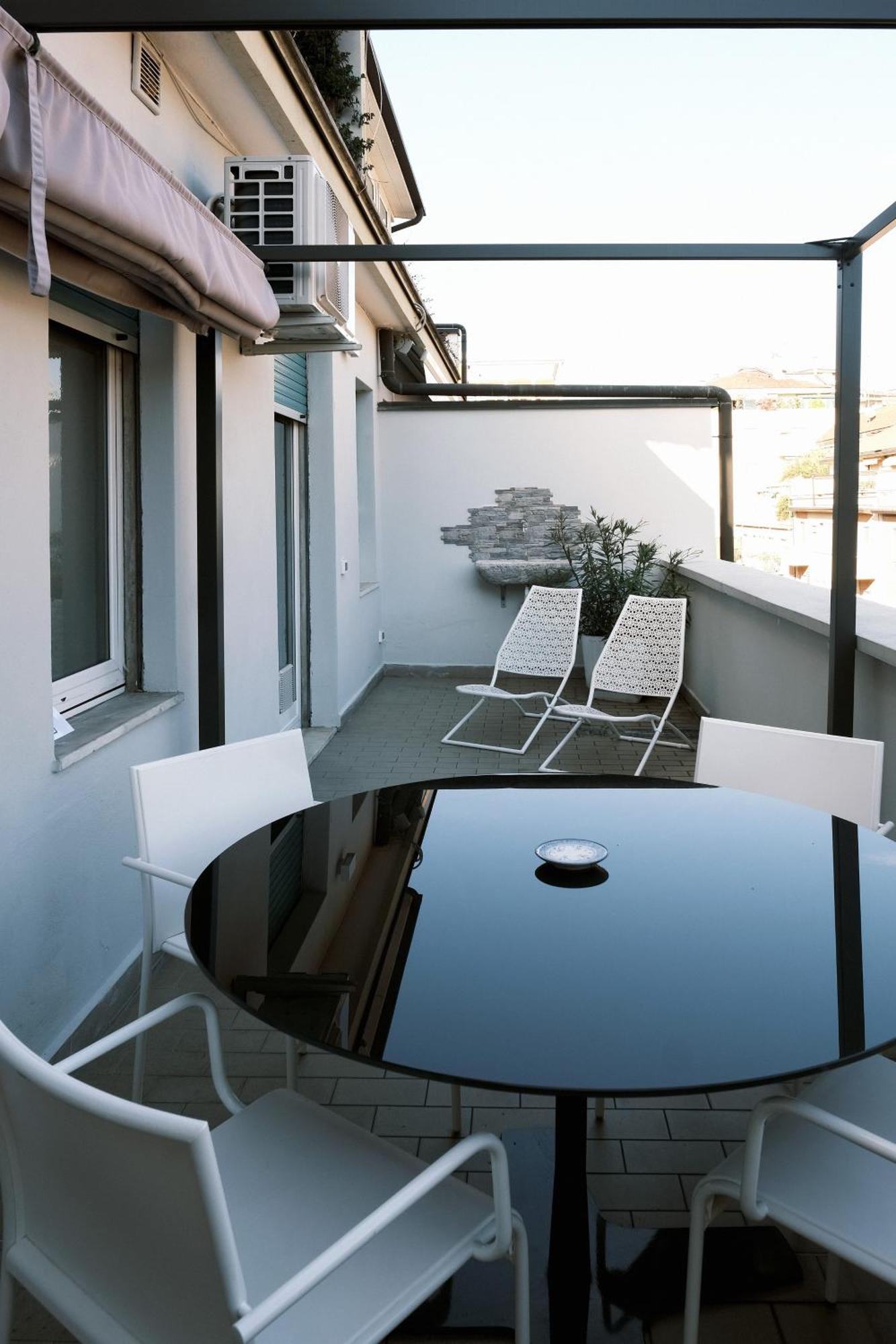 Comecasa Citta Studi Terraced Apartment Milan Bagian luar foto